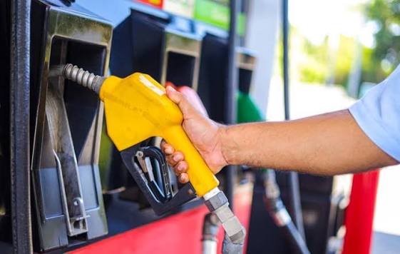 La nueva variación estará vigente del 15 al 28 de septiembre de 2026 y eleva el precio de la gasolina superior hasta $5.14 y el diésel a $4.86.